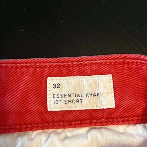 Gap essential khaki shorts NWT - Picture 4 of 4